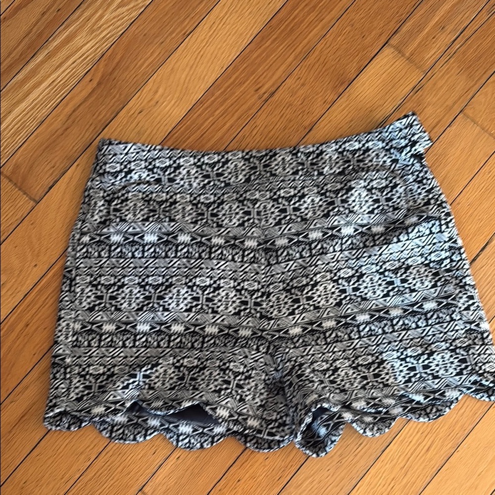 Patterned Black and White Women's Shorts